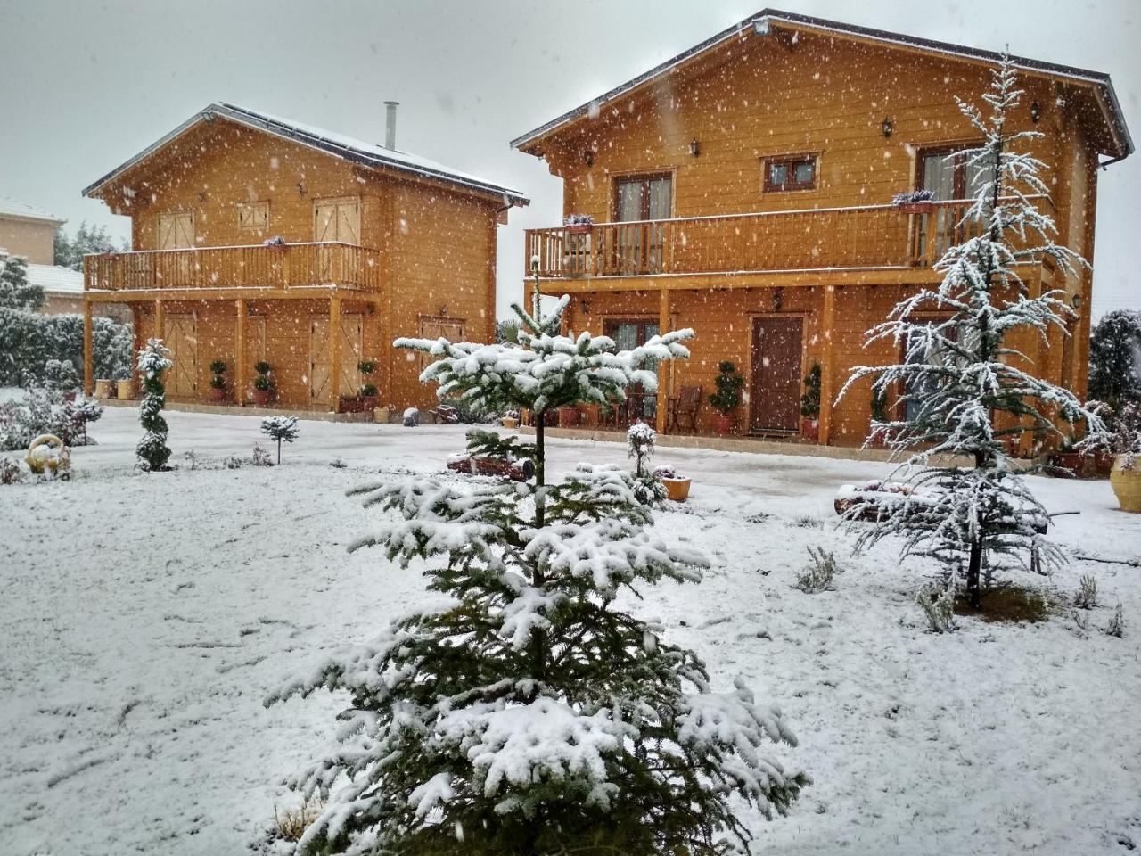 Kastor Chalets Ampelokipoi  외부 사진
