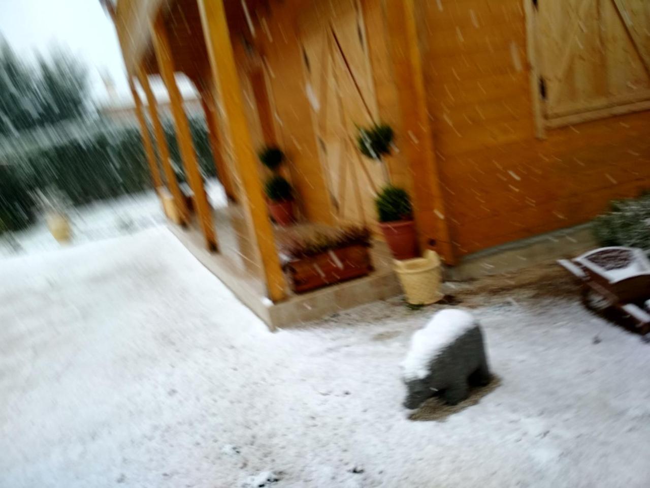Kastor Chalets Ampelokipoi  외부 사진