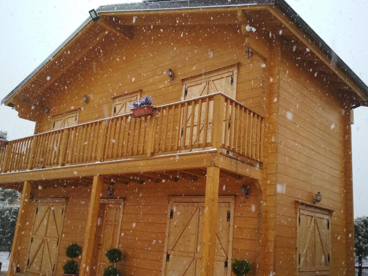Kastor Chalets Ampelokipoi  외부 사진