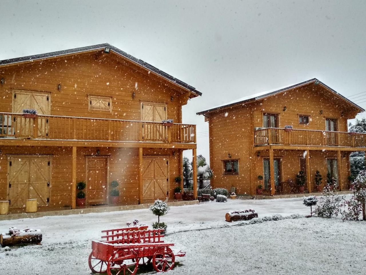 Kastor Chalets Ampelokipoi  외부 사진